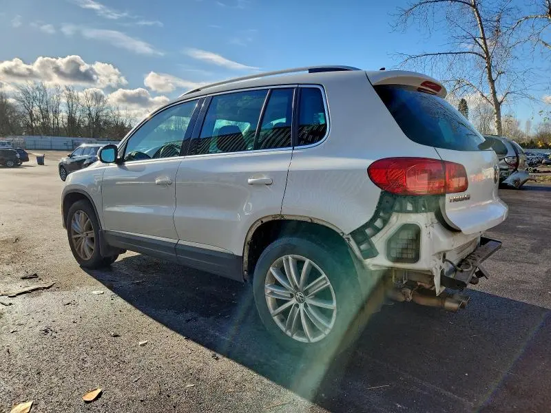 2015 VOLKSWAGEN TIGUAN S  