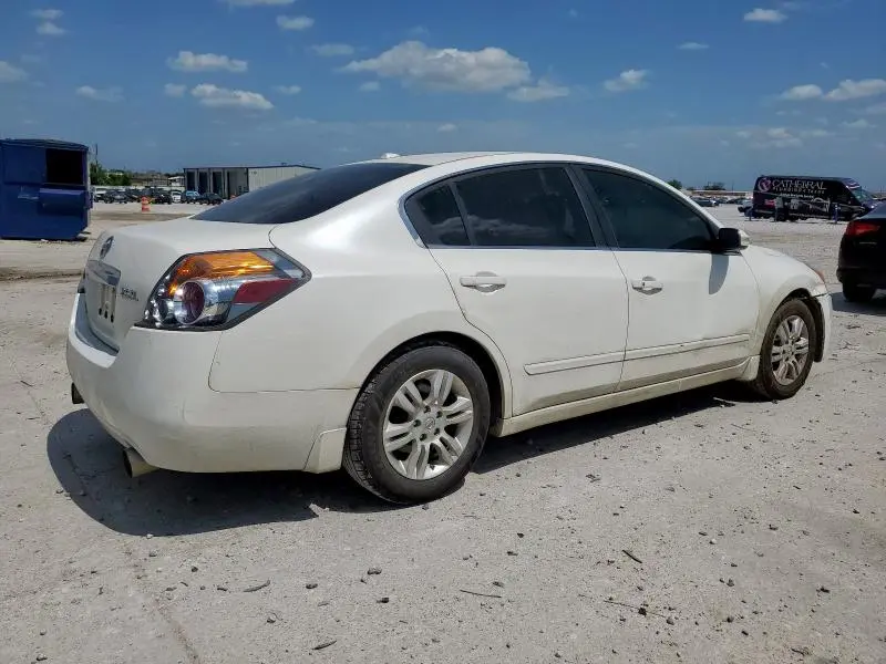 2011 NISSAN ALTIMA BASE  