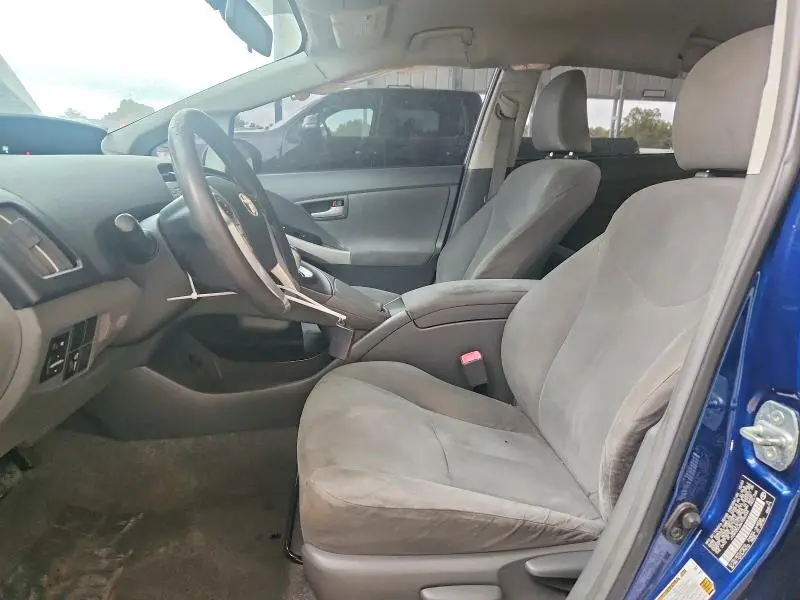 2010 TOYOTA PRIUS III  