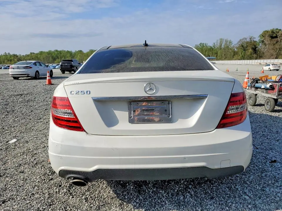 2015 MERCEDES-BENZ C 250  