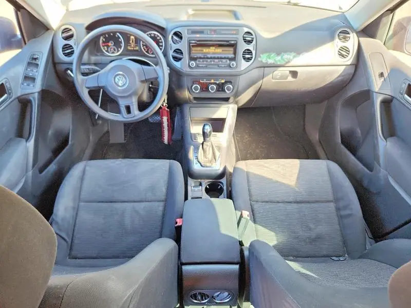 2012 VOLKSWAGEN TIGUAN S  