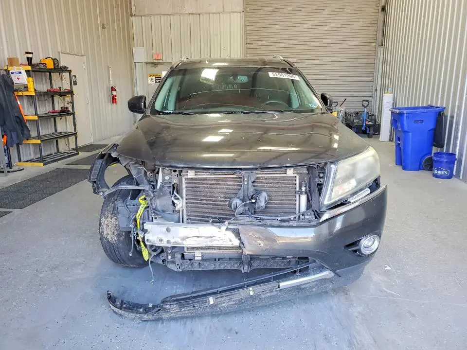 2015 NISSAN PATHFINDER SV  