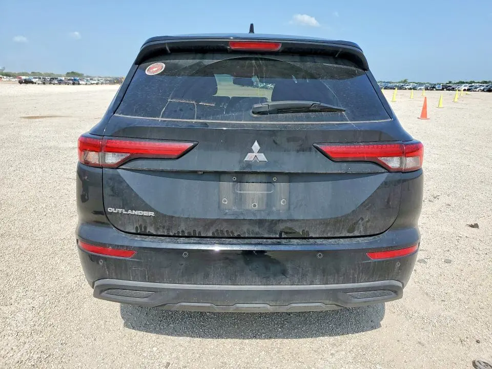 2022 MITSUBISHI OUTLANDER ES  