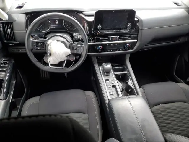 2022 NISSAN PATHFINDER SV