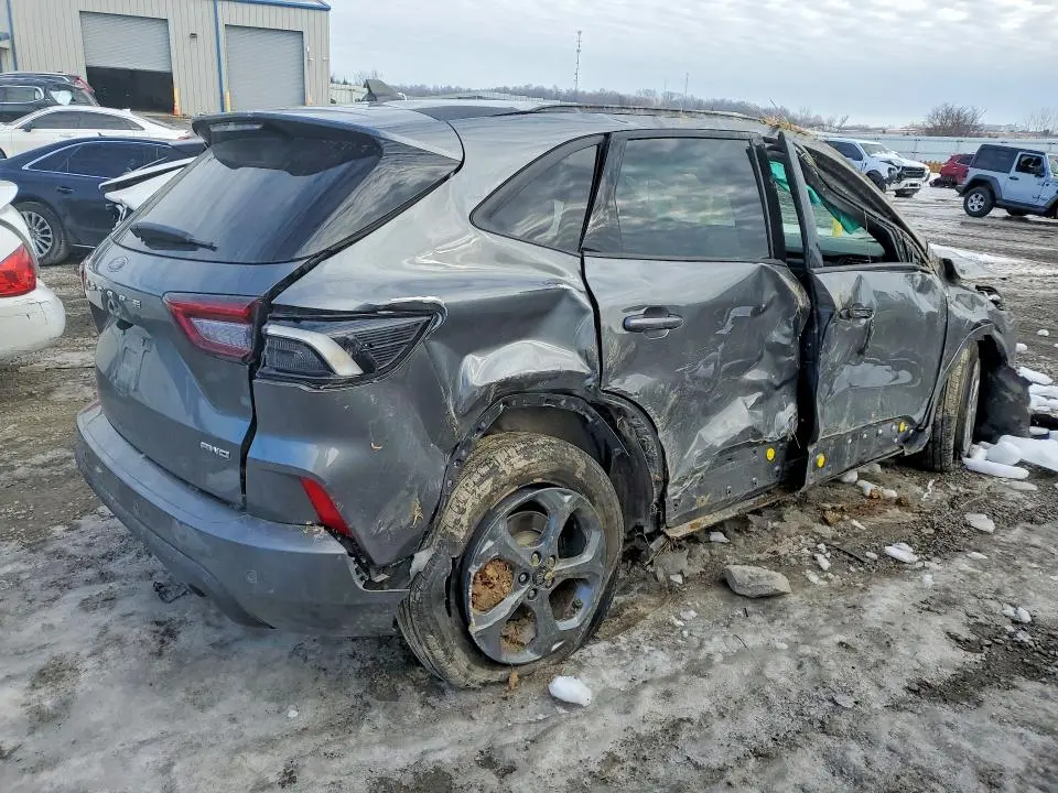 2024 FORD ESCAPE ST LINE  
