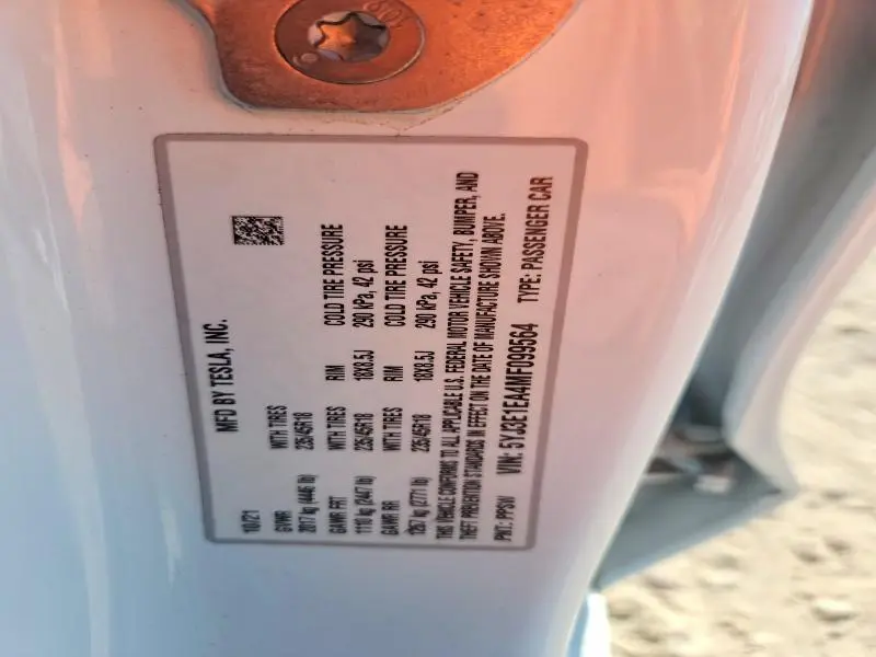 2021 TESLA MODEL 3   