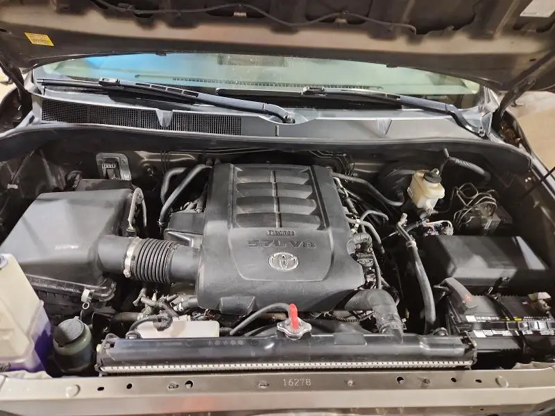 2011 TOYOTA TUNDRA DOUBLE CAB SR5  