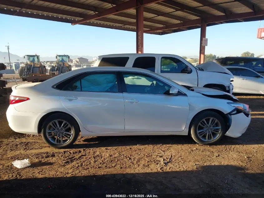 2015 TOYOTA CAMRY SE