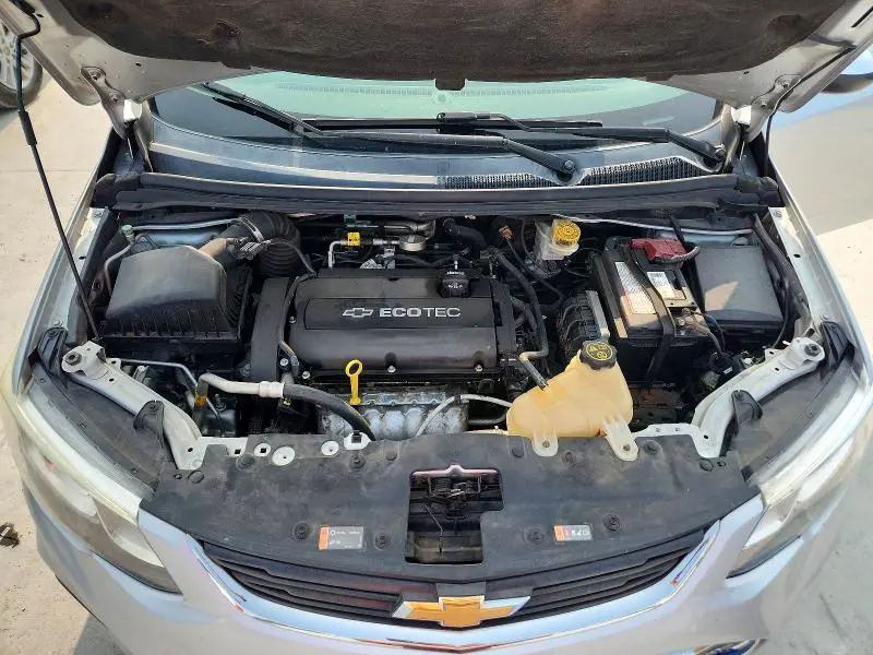 2017 CHEVROLET SONIC LT  