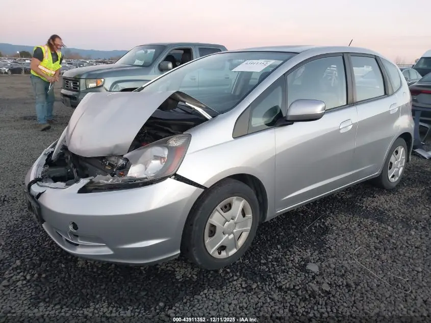 2013 HONDA FIT  