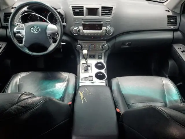 2011 TOYOTA HIGHLANDER BASE  