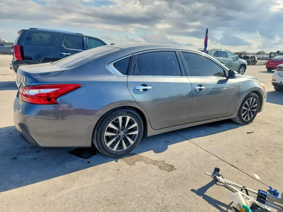 2017 NISSAN ALTIMA   