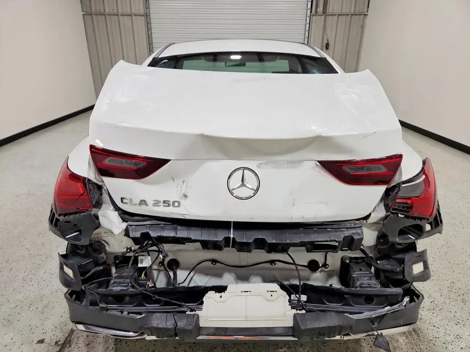 2025 MERCEDES-BENZ CLA 250  