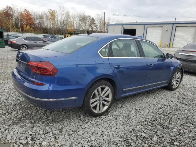 2017 VOLKSWAGEN PASSAT SE  