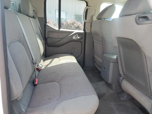 2011 NISSAN FRONTIER S  