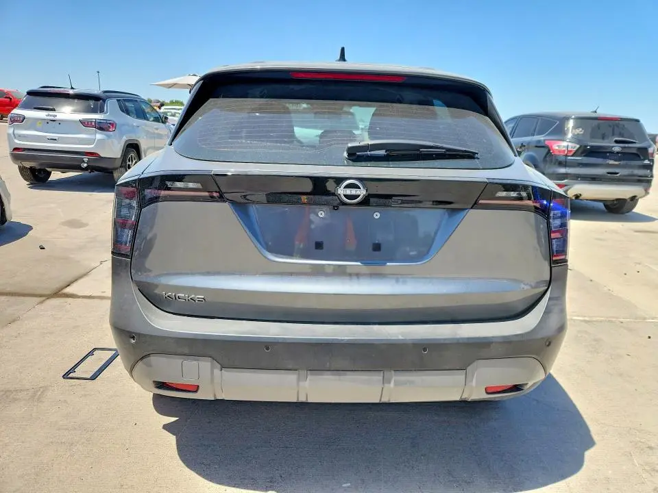 2026 NISSAN KICKS S  