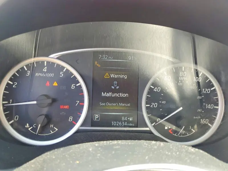 2016 NISSAN SENTRA SR  