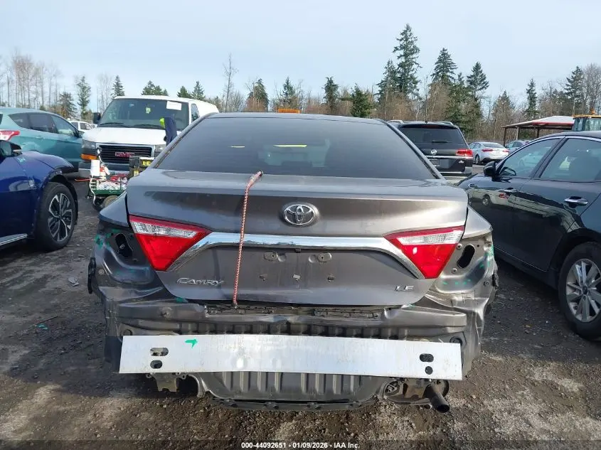 2016 TOYOTA CAMRY LE