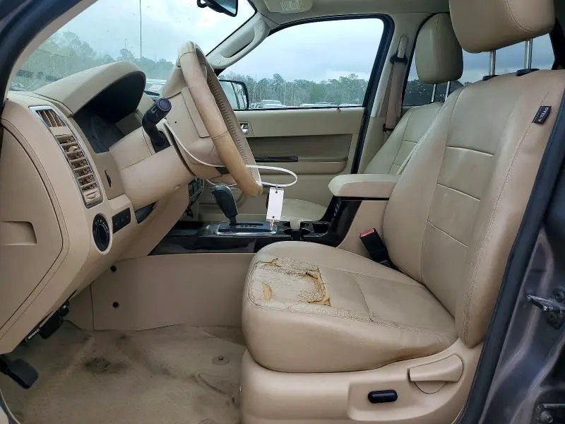 2011 FORD ESCAPE LIMITED  