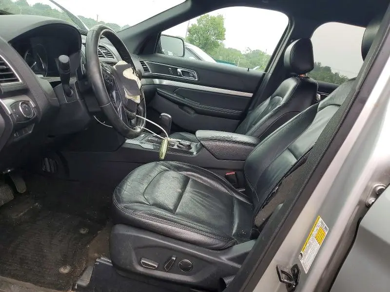 2017 FORD EXPLORER XLT  