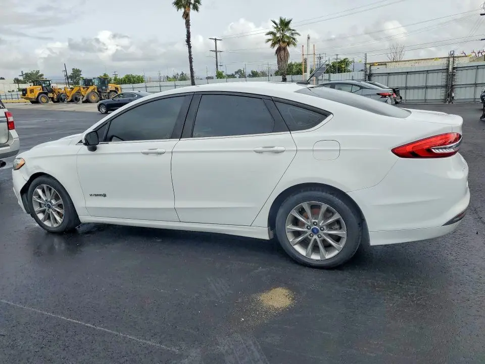 2017 FORD FUSION SE HYBRID  