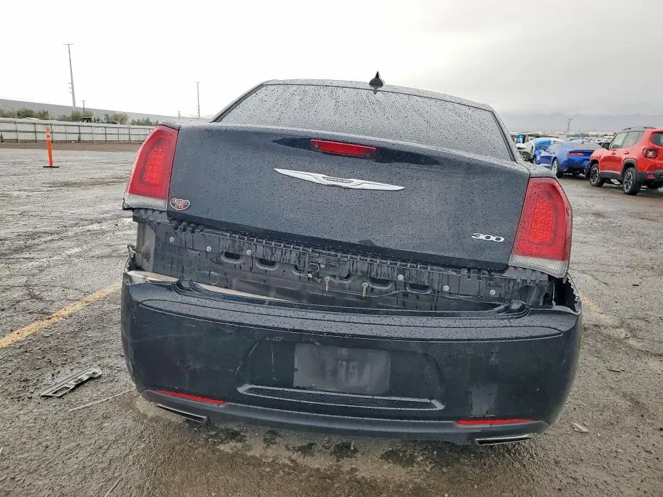 2018 CHRYSLER 300 TOURING  