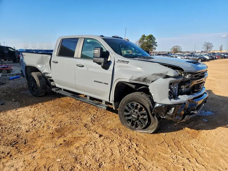 2025 CHEVROLET SILVERADO K2500 CUSTOM  
