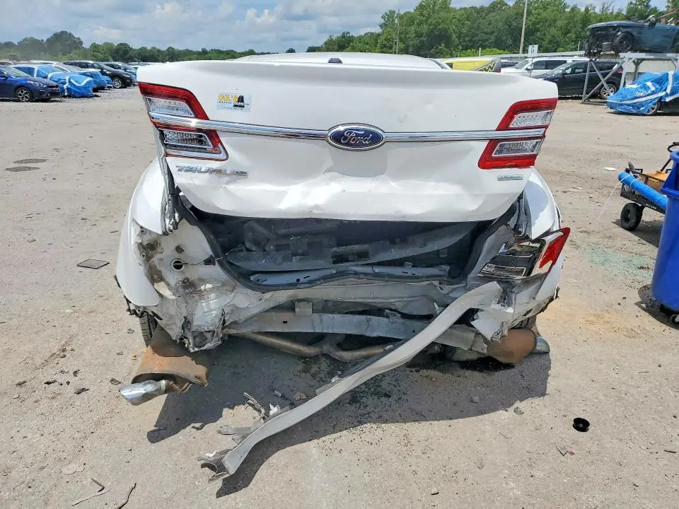2014 FORD TAURUS SE  