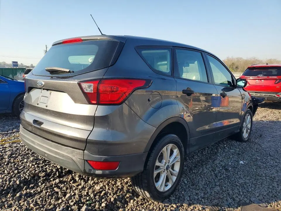 2019 FORD ESCAPE S  