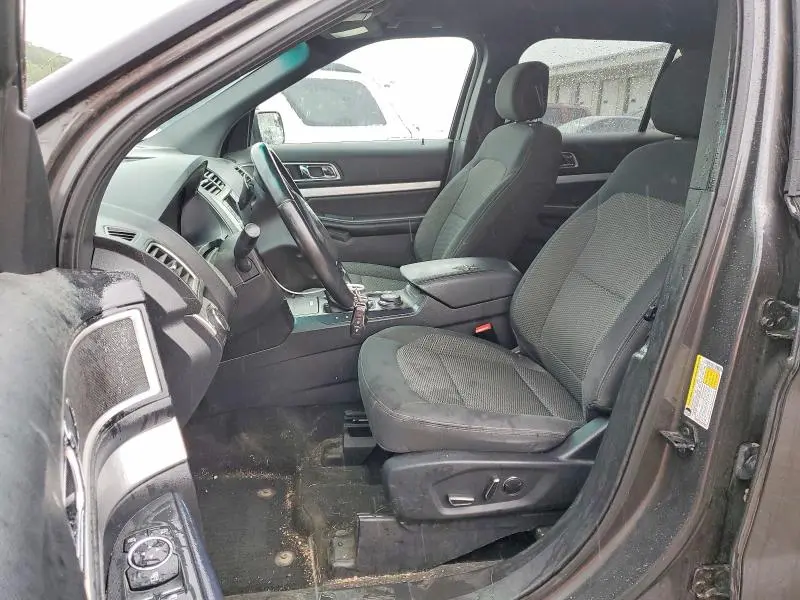2017 FORD EXPLORER XLT  
