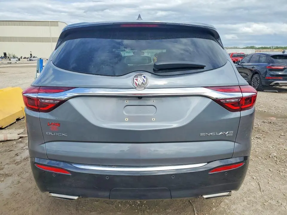 2018 BUICK ENCLAVE ESSENCE  