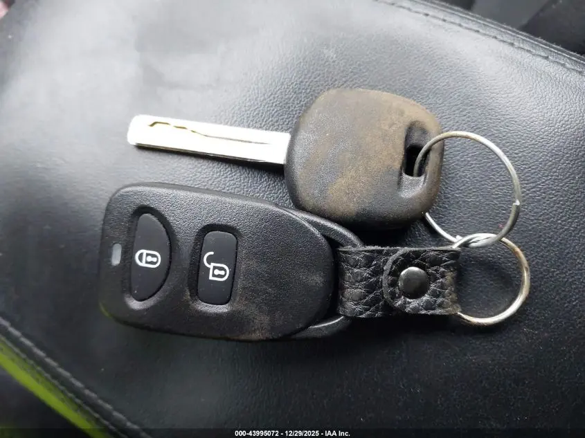 2015 HYUNDAI TUCSON SE