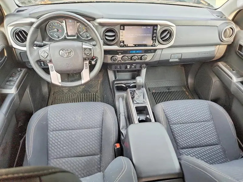 2021 TOYOTA TACOMA SR5 V6  