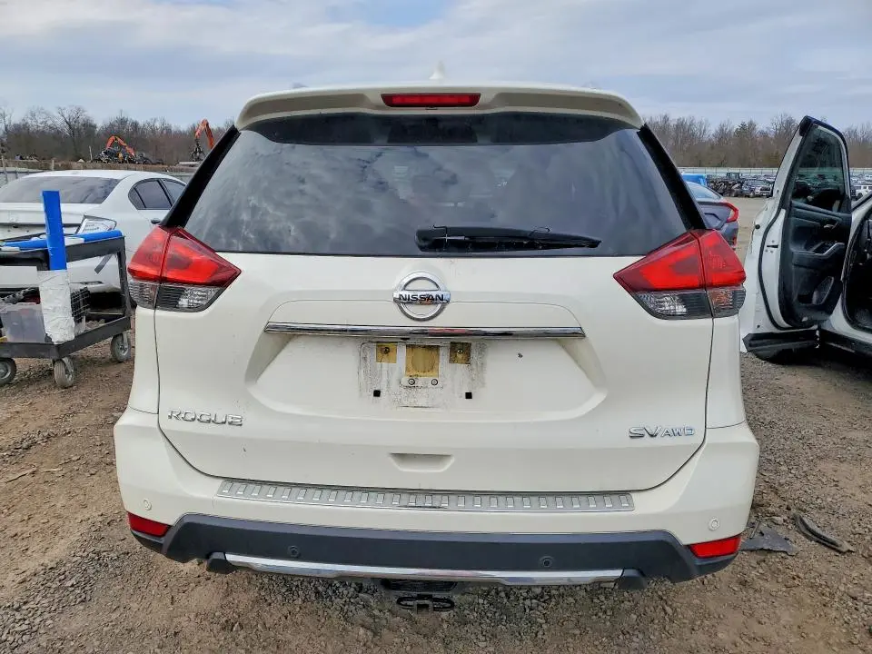 2019 NISSAN ROGUE SV  