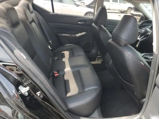 2022 NISSAN ALTIMA SR  