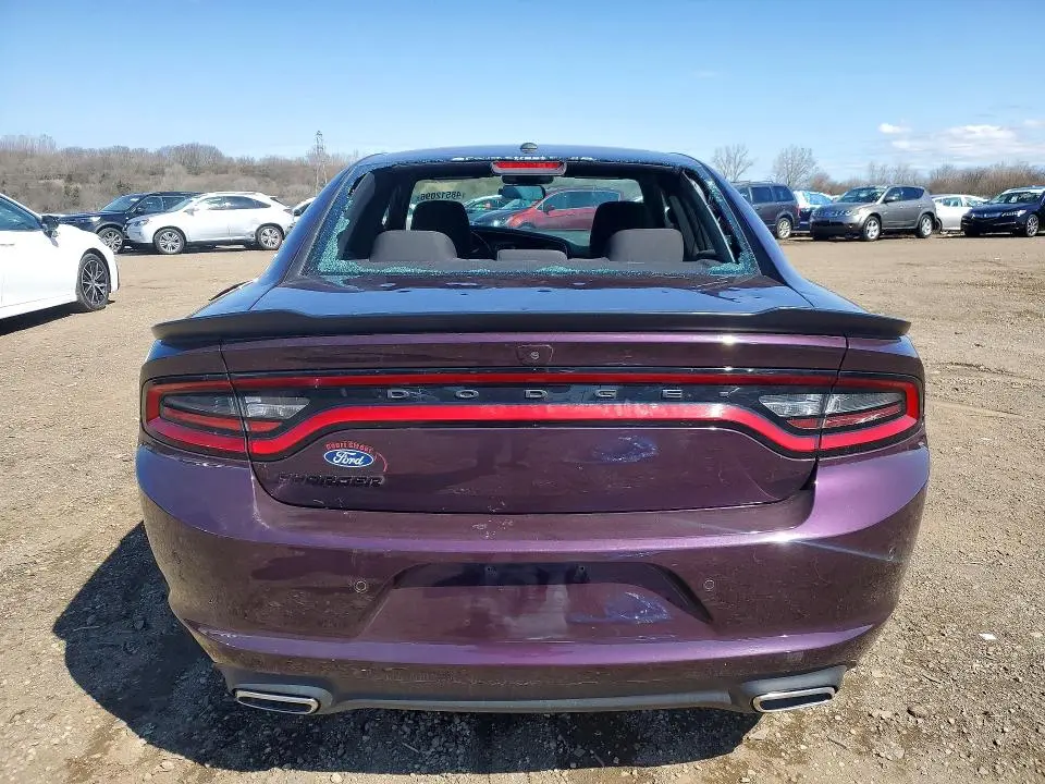2021 DODGE CHARGER SXT  