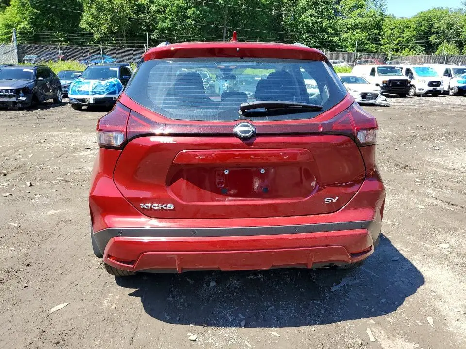 2024 NISSAN KICKS SV  
