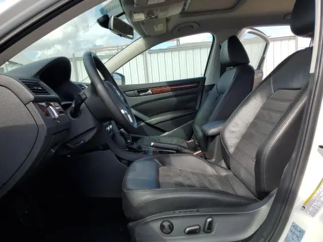 2013 VOLKSWAGEN PASSAT SEL