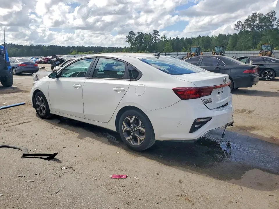 2021 KIA FORTE LXS  