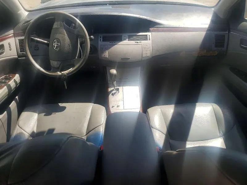 2010 TOYOTA AVALON XLS  