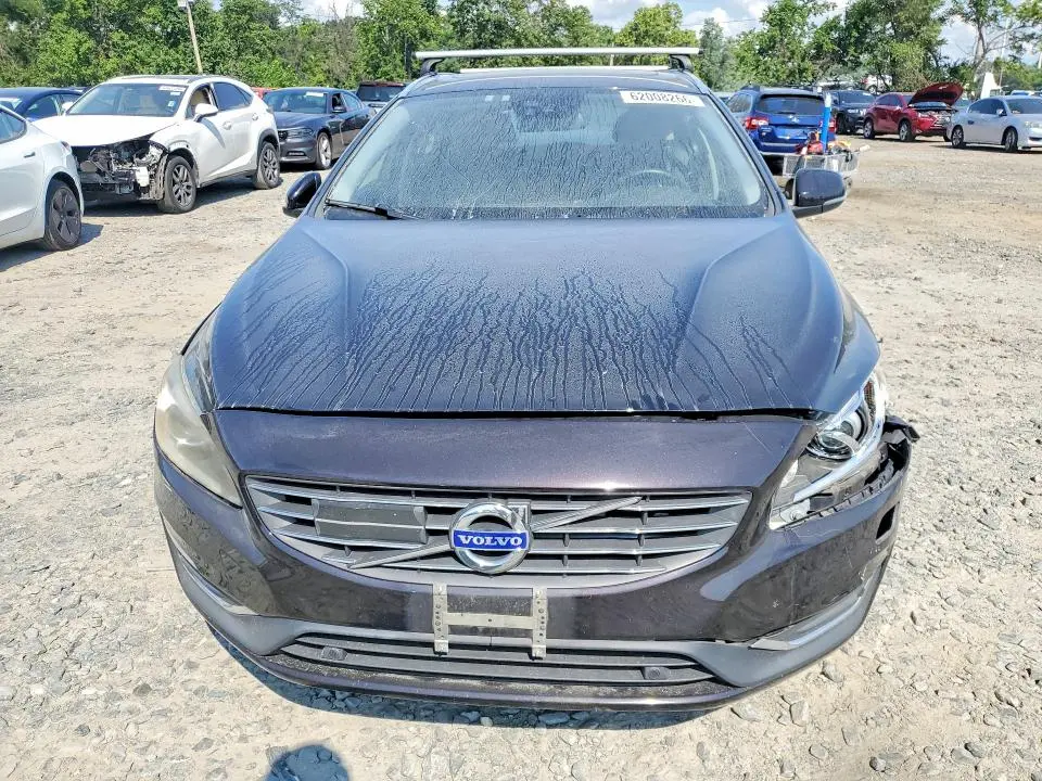 2015 VOLVO V60 PREMIER+  