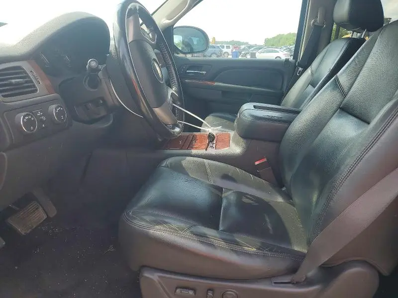 2014 CHEVROLET SUBURBAN K1500 LTZ  