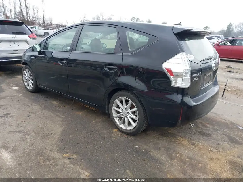 2012 TOYOTA PRIUS V  