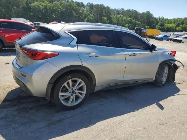 2018 INFINITI QX30 BASE  