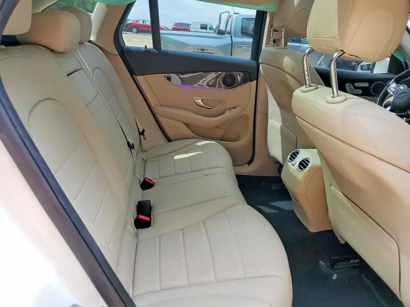 2022 MERCEDES-BENZ GLC 300 4MATIC  