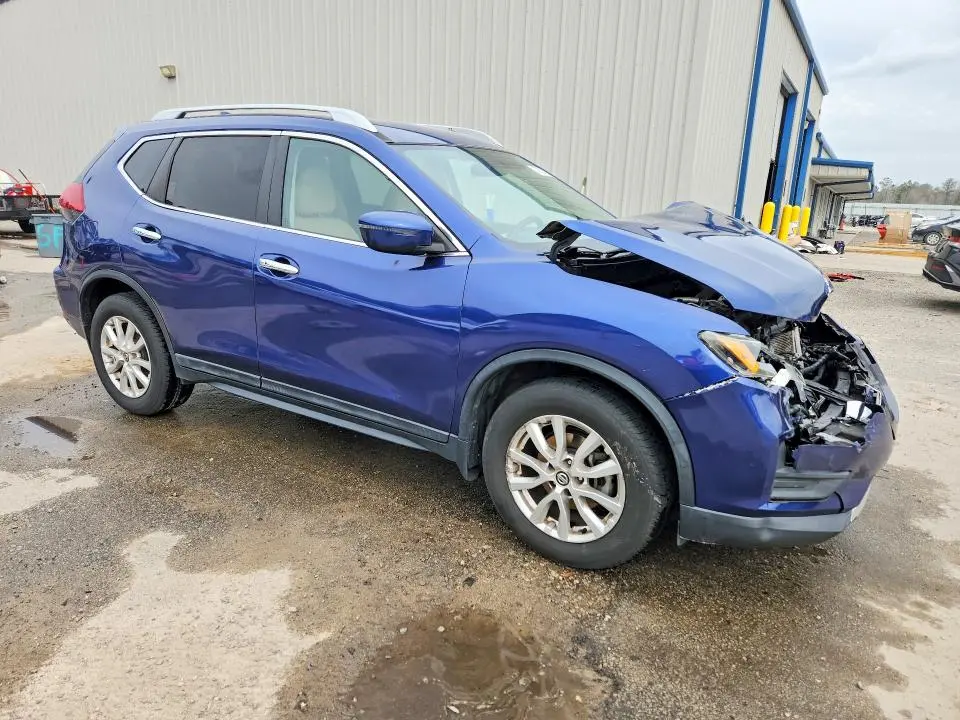 2018 NISSAN ROGUE S  