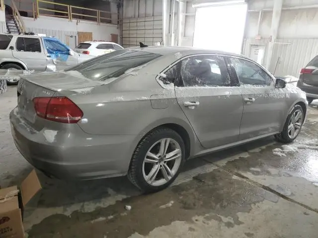 2014 VOLKSWAGEN PASSAT SE  