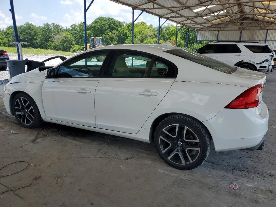 2017 VOLVO S60   