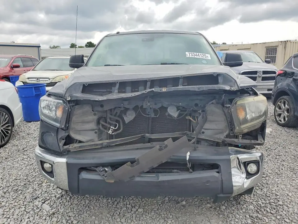 2018 TOYOTA TUNDRA SR5  