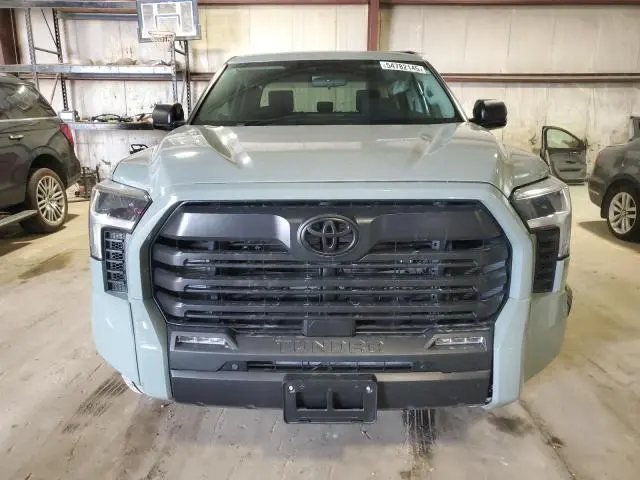 2024 TOYOTA TUNDRA CREWMAX SR  